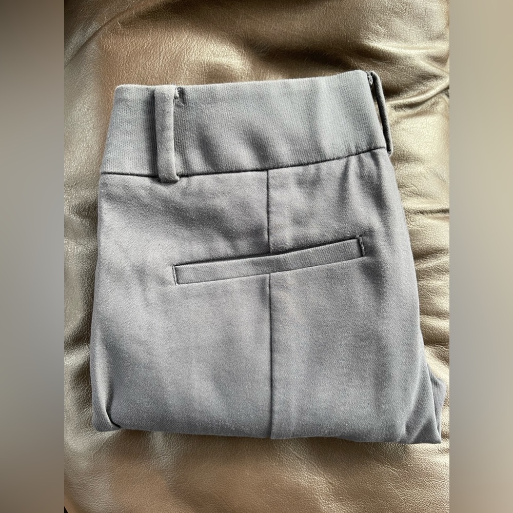 Womans Grey Loft Marisa 0 Petite pants.